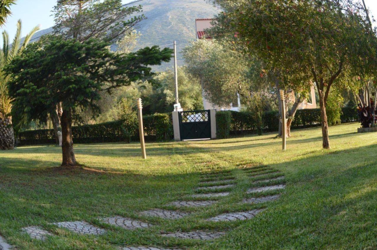 Sunny Garden Daire Plataria Dış mekan fotoğraf