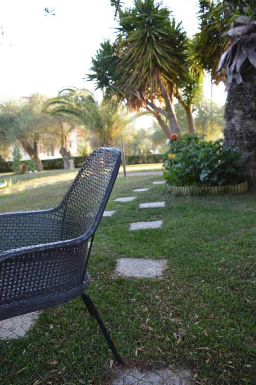 Sunny Garden Daire Plataria Dış mekan fotoğraf